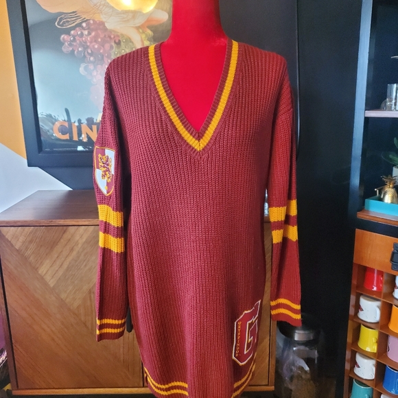 Hot Topic | Dresses | Harry Potter Gryffindor Sweater Dress | Poshmark